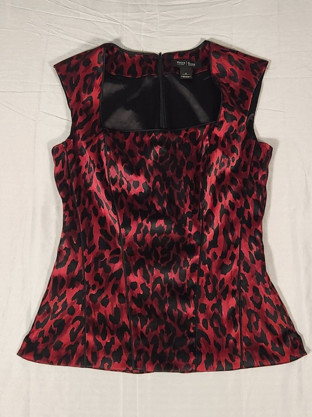 White House Black Market Size 2 Sleeveless Shirt Red & Black Leopard Print